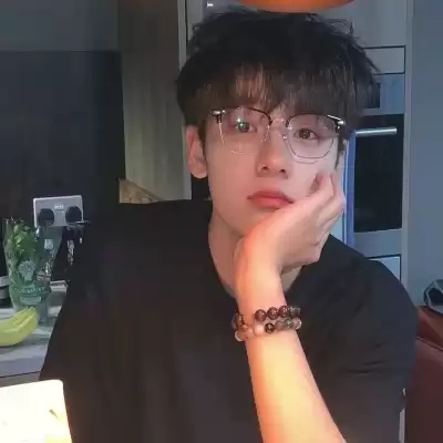隗逸馨